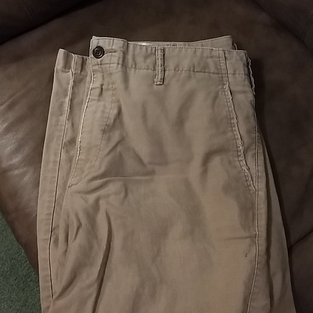 Mens Dockers used look new 36x30